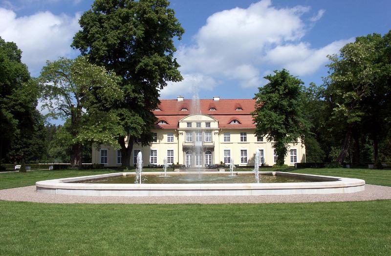 Schloss Hasenwinkel Hotel Exterior foto